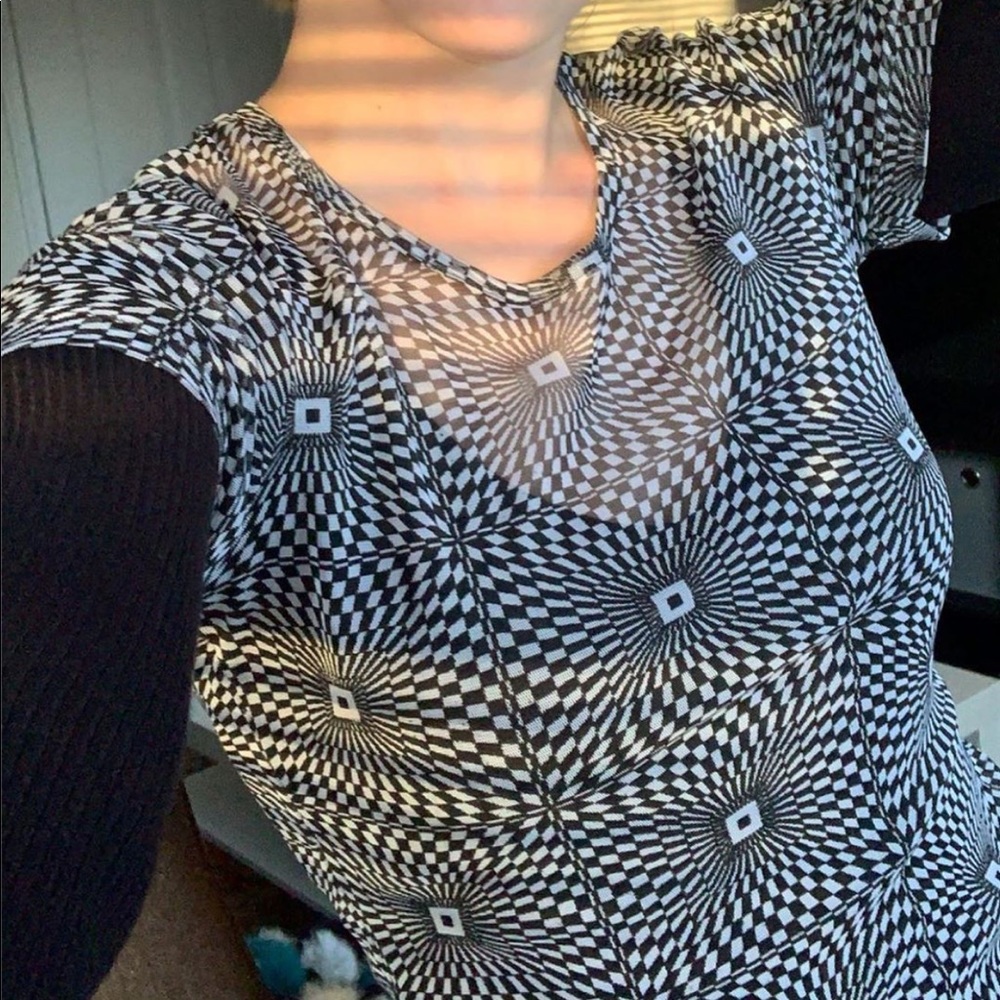 ❌SOLD❌ Mesh see through checkered top